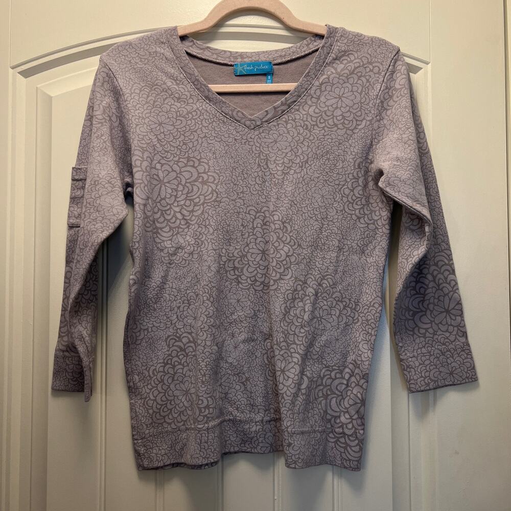 Fresh Produce Women’s 3/4 Sleeve‎ Floral Print V-Neck Pullover Shirt Size S Gray